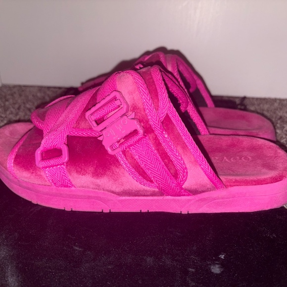 Pink satin drako slides main image 8